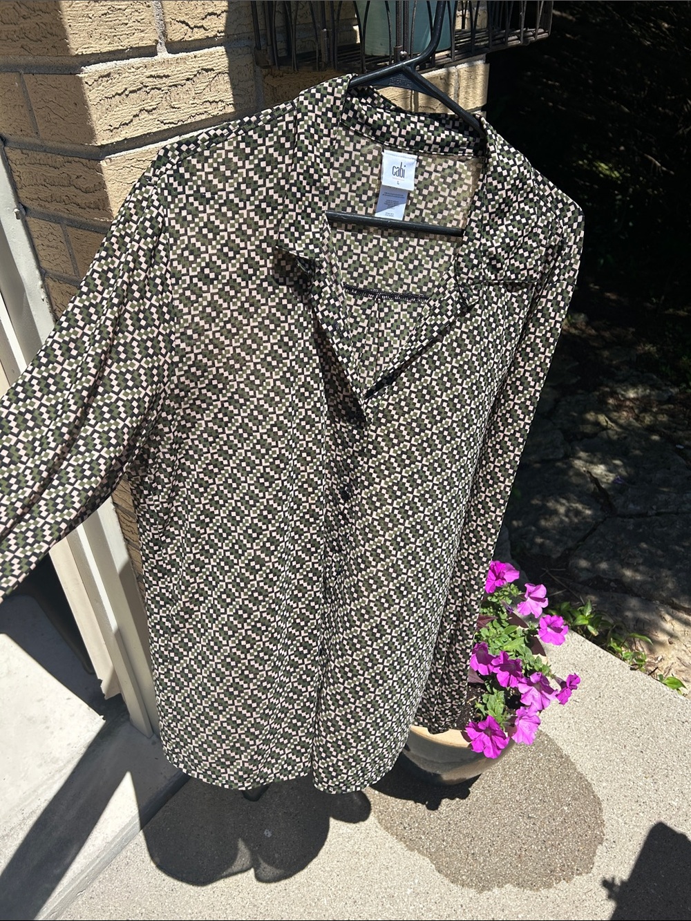 CABI: Geometric Print Button-Up Blouse in Olive, Black & Cream
